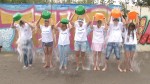Оренбуржцы обливаются холодной водой  и помогают детям